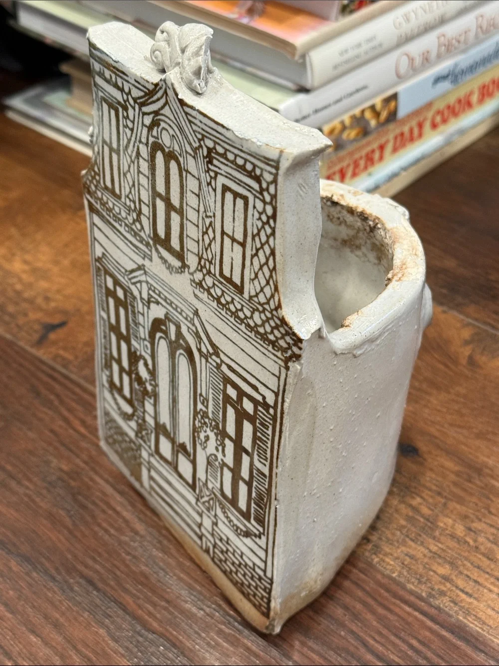 Vintage Lopez House Planter